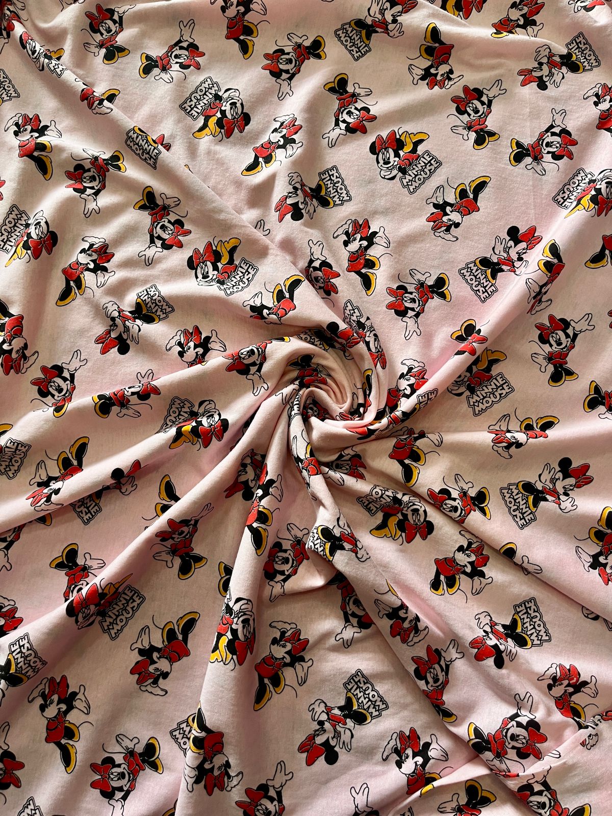 MALHA DE ALGODÃO PERSONAGENS MINIE ROSA